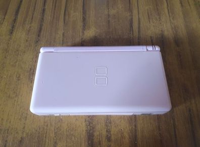 Nintendo DS Lite pink