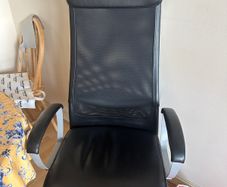 markus office chair