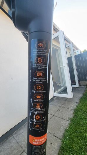 Electric scooter ninebot D18e in good condition(segway).