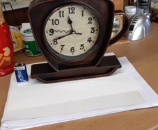 Clock cup of tea shape