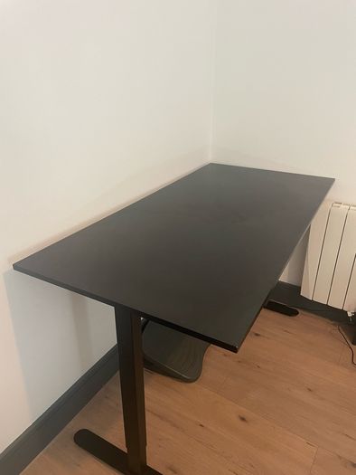 JYSK - Electric Standing desk