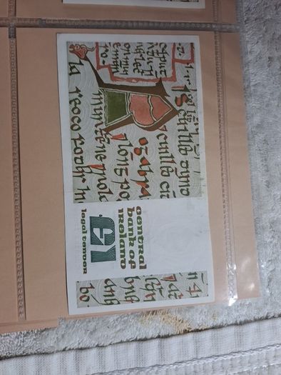 2 consecutive numbered Punt notes.