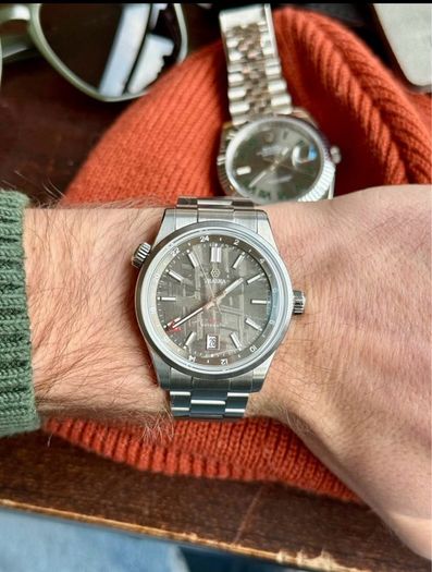Limited Edition Traska Venturer Gmt Meteorite Dial