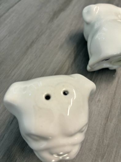 Bulldog Salt & Pepper Shakers