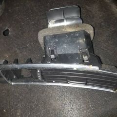 Audi A6 C6 Dashboard Driver Side Air Vent 4f2820902d