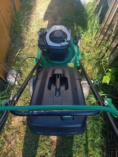 Gardenline selfdrive lawnmower