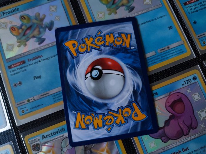 Dark Gyarados ! Holo Rare ! 25th Anniversary Issue ! from Celebrations Set ! 2021 ! Pokemon Card !