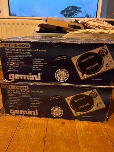 2 x Gemini PT-2400 High-Torque Direct-Drive Turntable