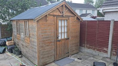 Shed insulated carpet courtains and more . used as nail salon before. Buyer must dismantle and collect