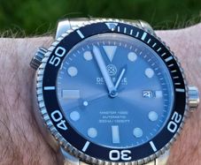 Deep Blue Diver
