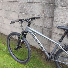 Bicycles (kids / teenagers )