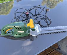 Kingfisher 450W Electric Hedge Trimmer