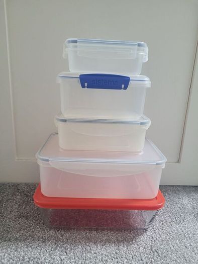 lunch boxes