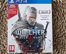The Witcher 3: Wild Hunt, PS4 w/ Bonus content