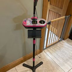 Kids karaoke stand and player