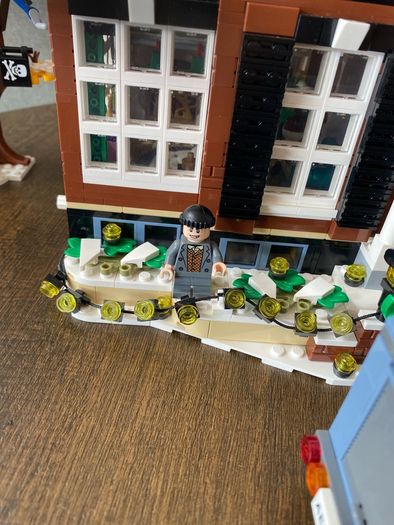 Lego Home Alone Set 21330
