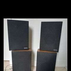 Sanyo speakers x four