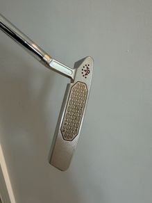 Scotty Cameron - Newport Studio Style 2.5+