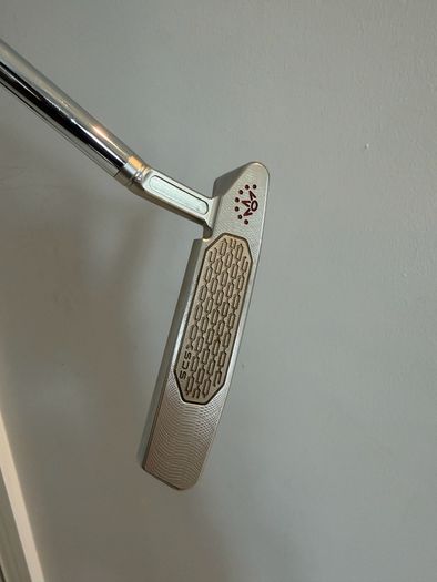 Scotty Cameron - Newport Studio Style 2.5+