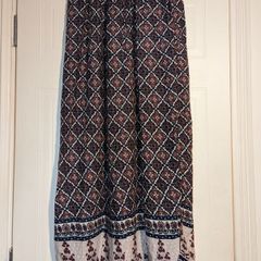 beautiful floral maxi skirt. Perfect for summer