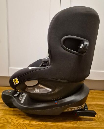 Joie i-spin 360 childs car seat