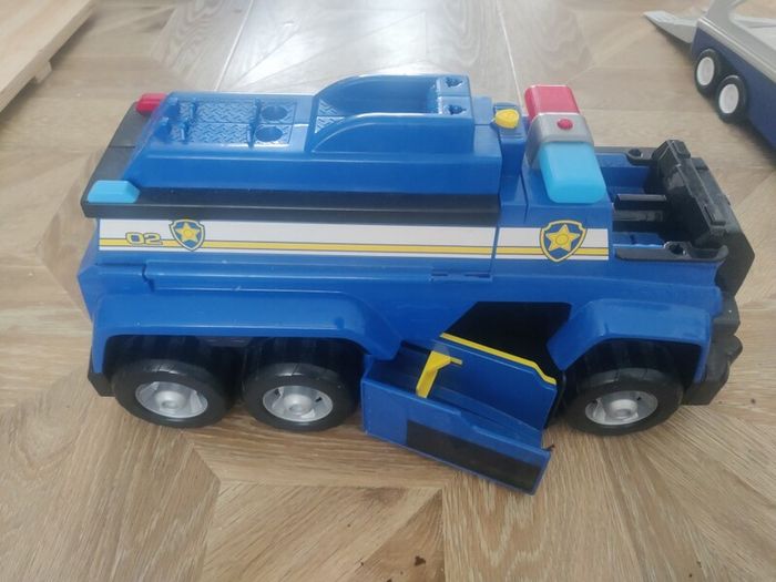 Paw Patrol Police Truck
