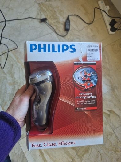 Philips electric shaver