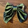 Stunning dog bows, bandanas and blankets Image 9
