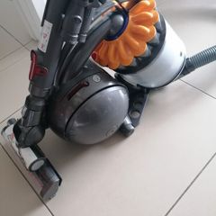 dyson ball in very good condition with fresh filter fully cleaned plus Turbo turbine head