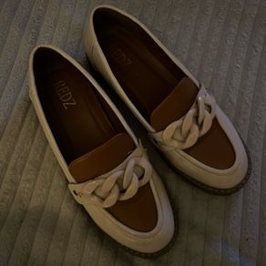 womens loafers