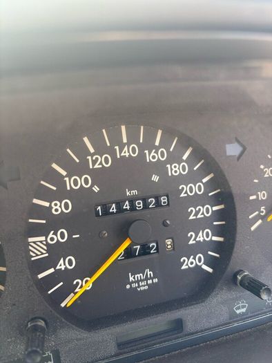 W124 1994 Mercedes E280  Automatic