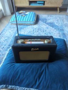 Roberts Revival Radio (not functioning)