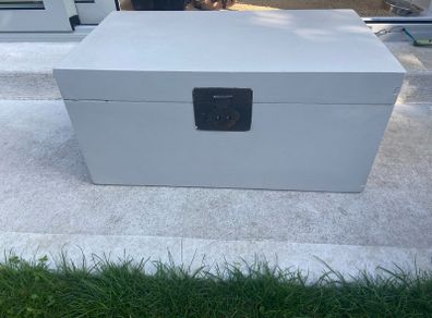 blanket box
