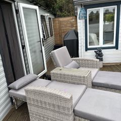 Rattan 2 seater