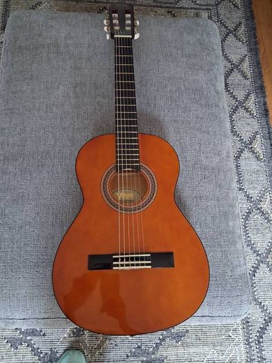 Valencia guitar