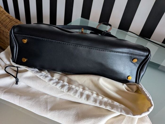 Vovia vegan leather bag