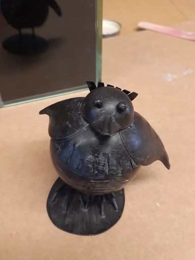 Bird ornament metal
