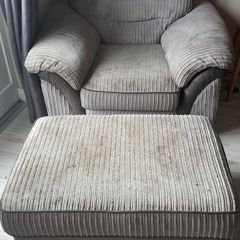armchair and puff