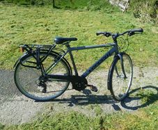 mans mountain bike