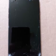 Apple Iphone 7, 32GB, Black, Battery Health 91%, Some screen damage but works fine. Activation lock removed on this phone