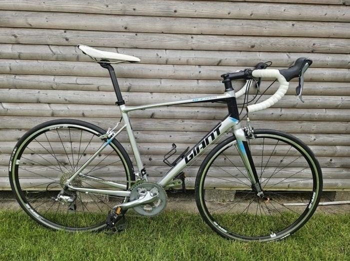 Giant Defy 2 - Shimano Tiagra