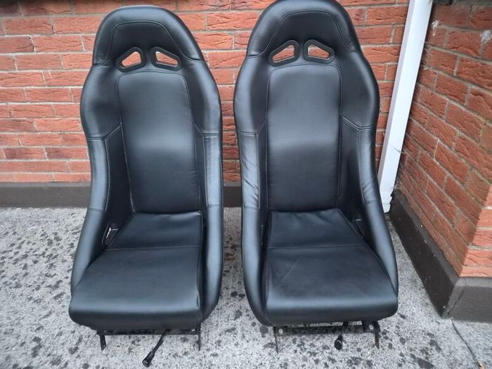 Black Sport Seats (Mini)