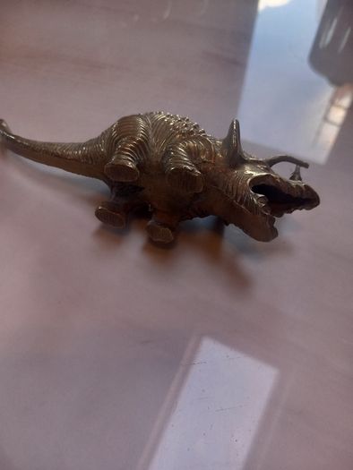 Vintage brass dinosaur, desktop curio, rare, D18 post 8e