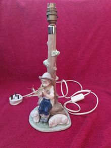 Nao by Lladro Figurine Lamp