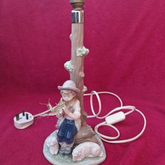 Nao by Lladro Figurine Lamp