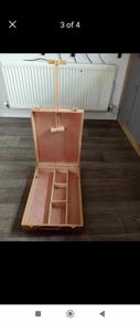 artist box  with built in easel