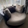 Love Chair Image 2