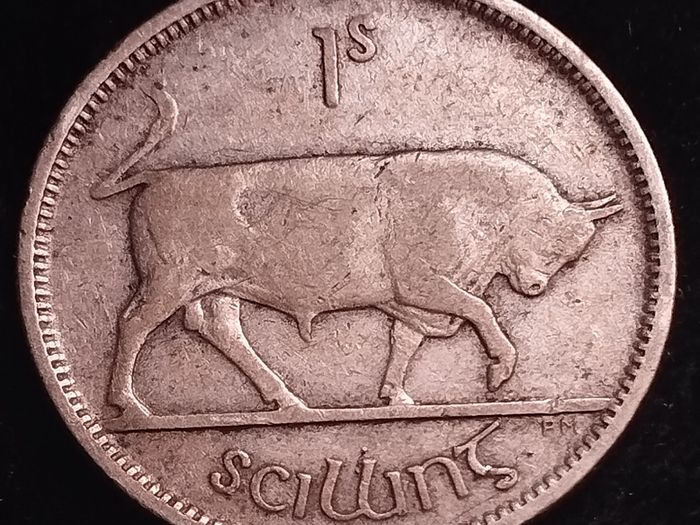 #768 - Ireland - 1928 - Shilling - Silver - KM.6