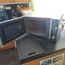 Microwave cooker Image 2