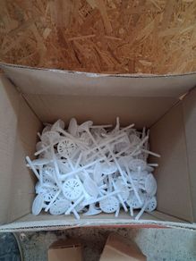 External Insulation fixings